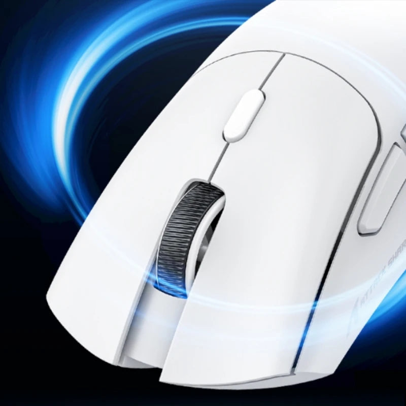 Mouse Gamer Attack Shark R1 - Conexão Tri-Mode, 1000Hz, 18000 DPI, Sensor PAW3311, Com Macro para Jogos